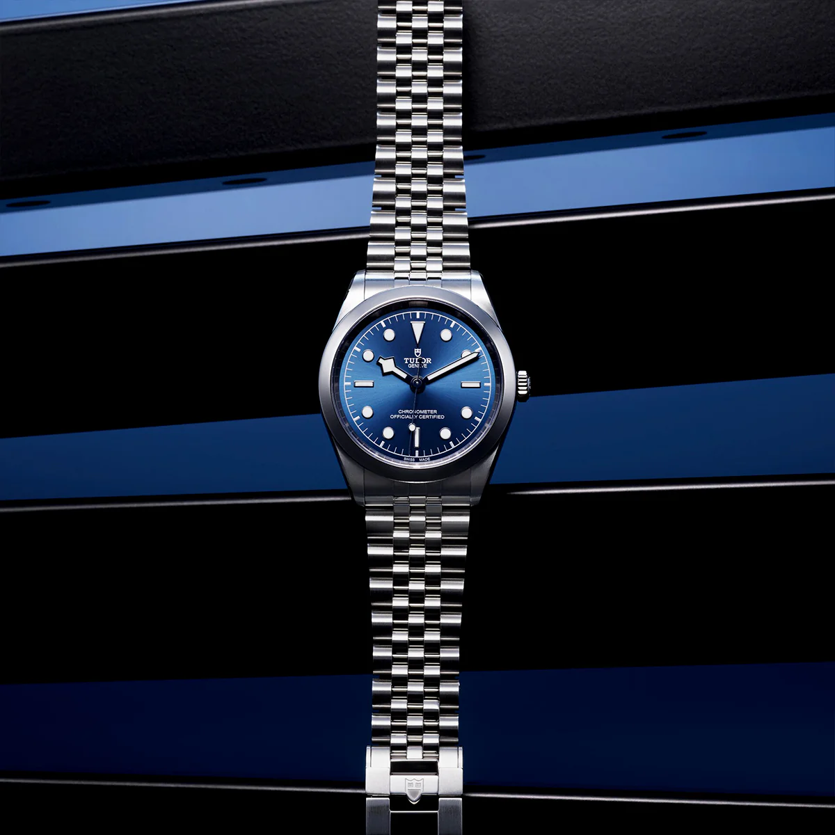 TUDOR Black Bay 39mm Blue Dial Men's Automatic Bracelet Watch M79660-0002