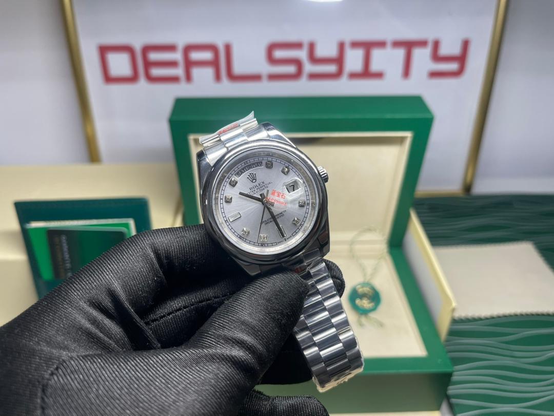Rolex Day-Date II 41mm Silver Dial 218239