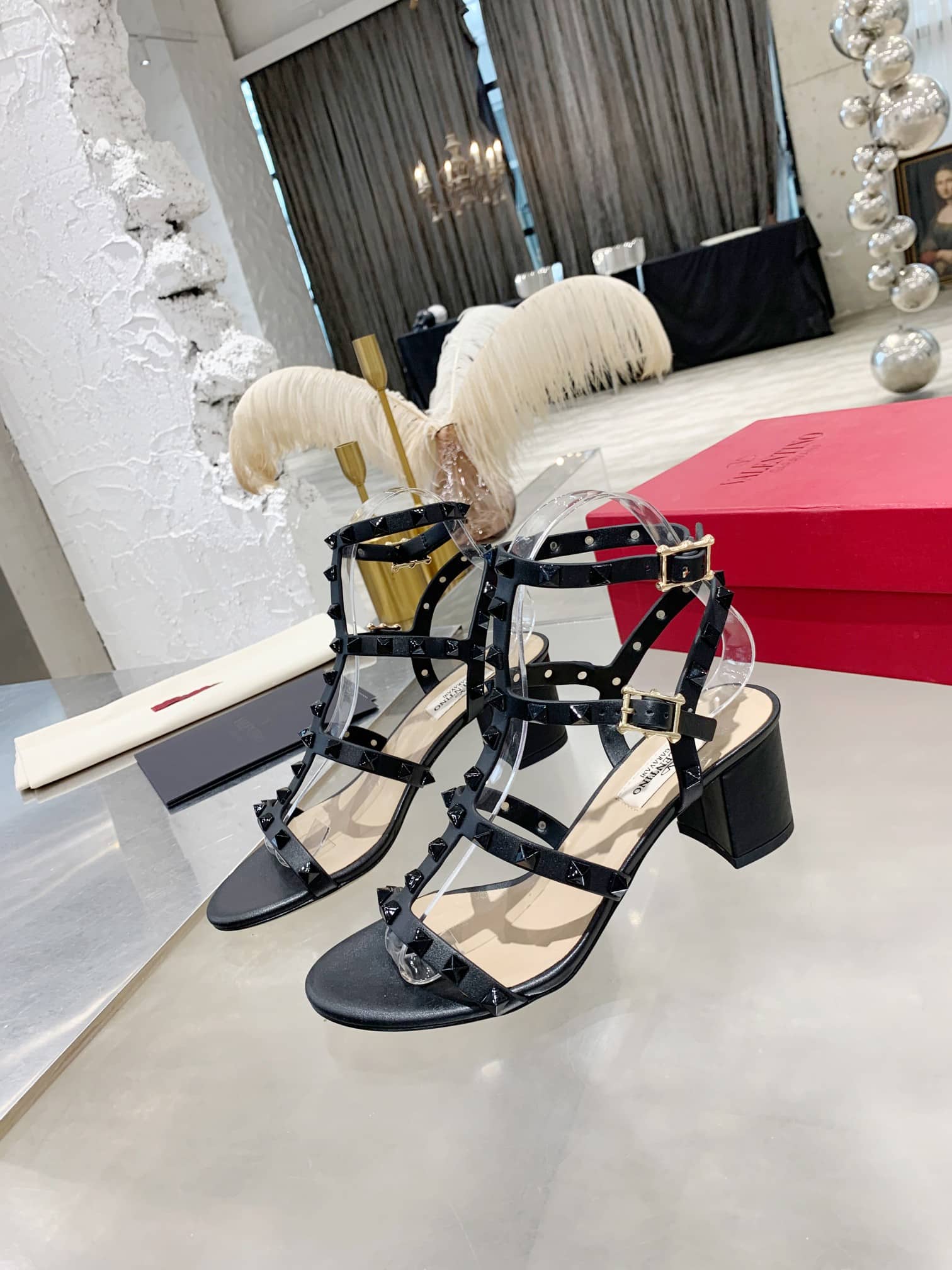 Valentino Garavani Rockstud Leather Sandals Black
