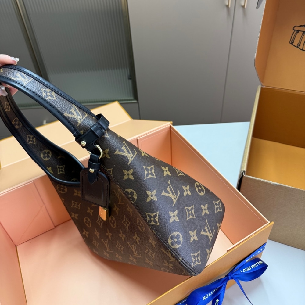 Louis Vuitton The Drop PM Monogram Brown 28Cm M12940