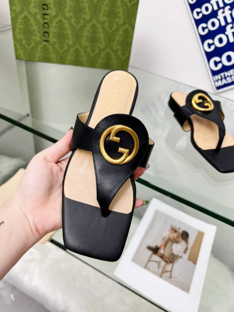 Gucci Women’S Gucci Blondie Thong Sandal Black 739048 C9D00 1000