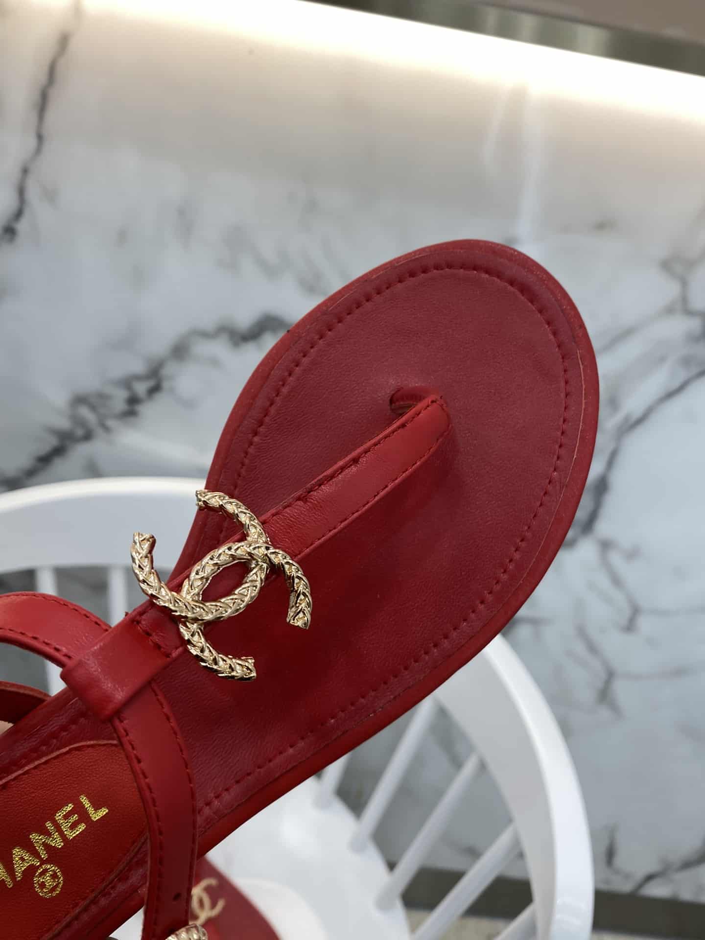 Chanel Gold Cc Logo Thong Sandals Wine Red