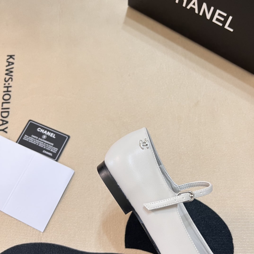 Chanel Square Toe Ballet Flats Black White