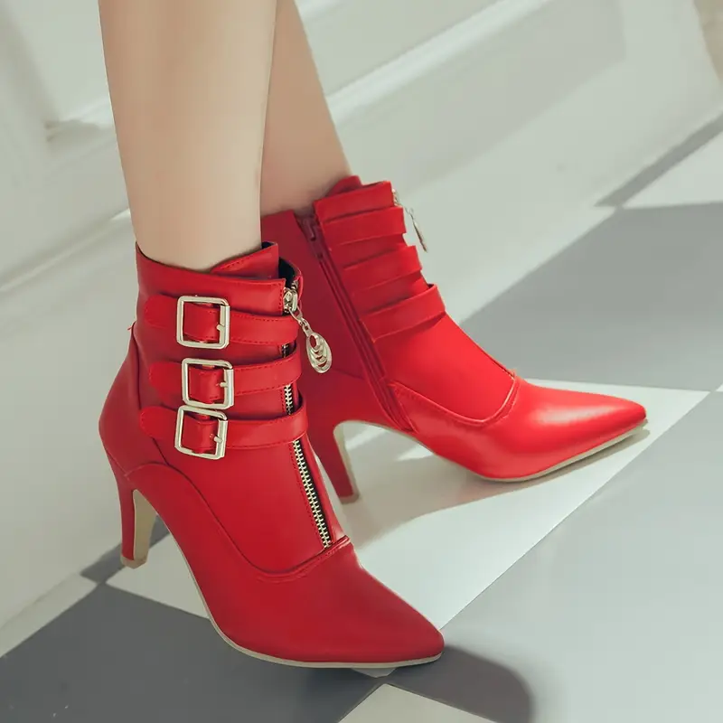 Elegant Ankle Boots Small Heel Pointed Toe Perfect for Casual Wear
