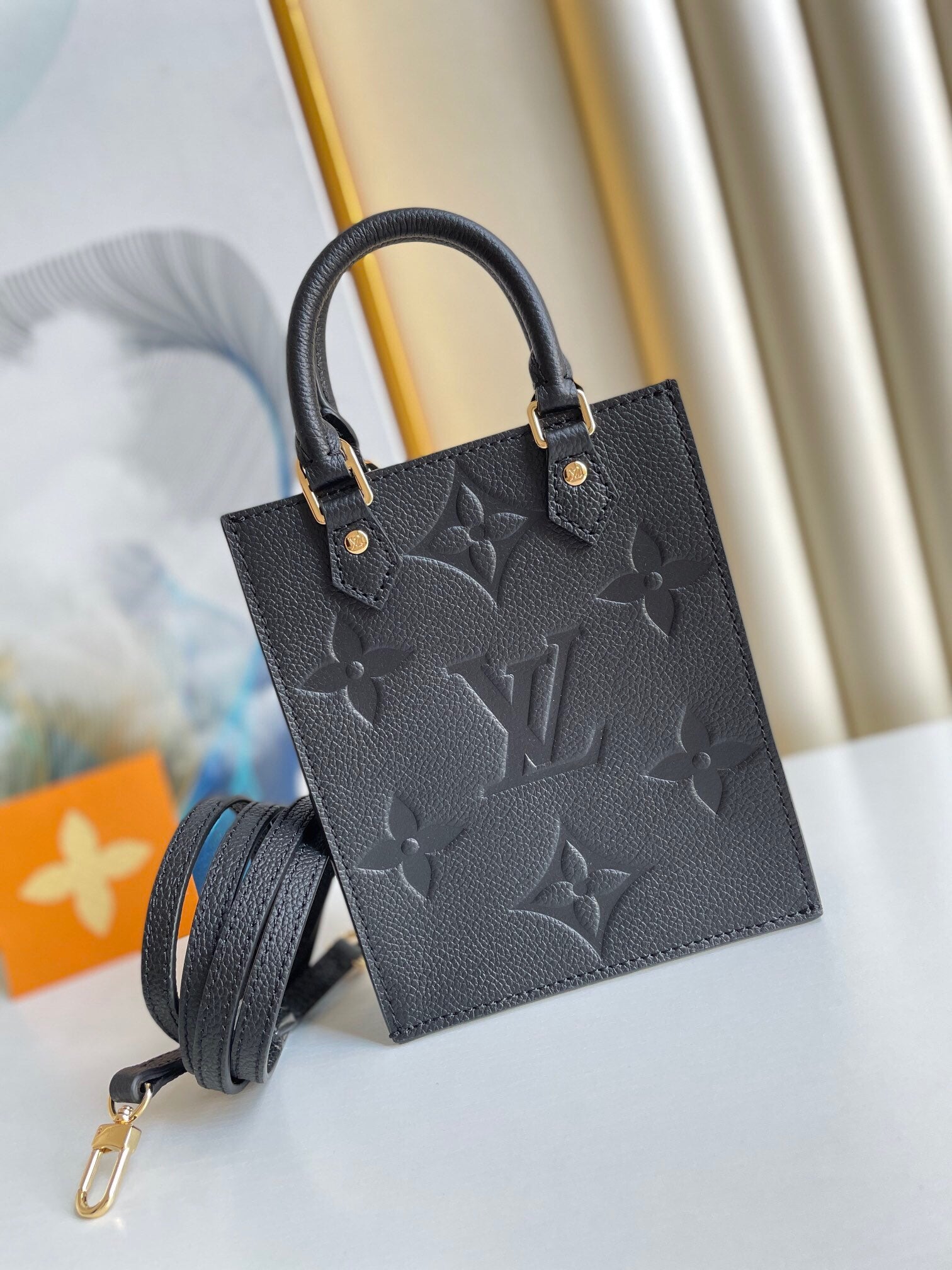 Louis Vuitton Petit Sac Plat 17Cm Black