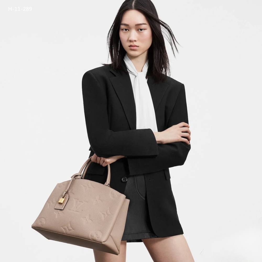 Louis Vuitton Grand Palais Bag Tourterelle Gray 35Cm M45833