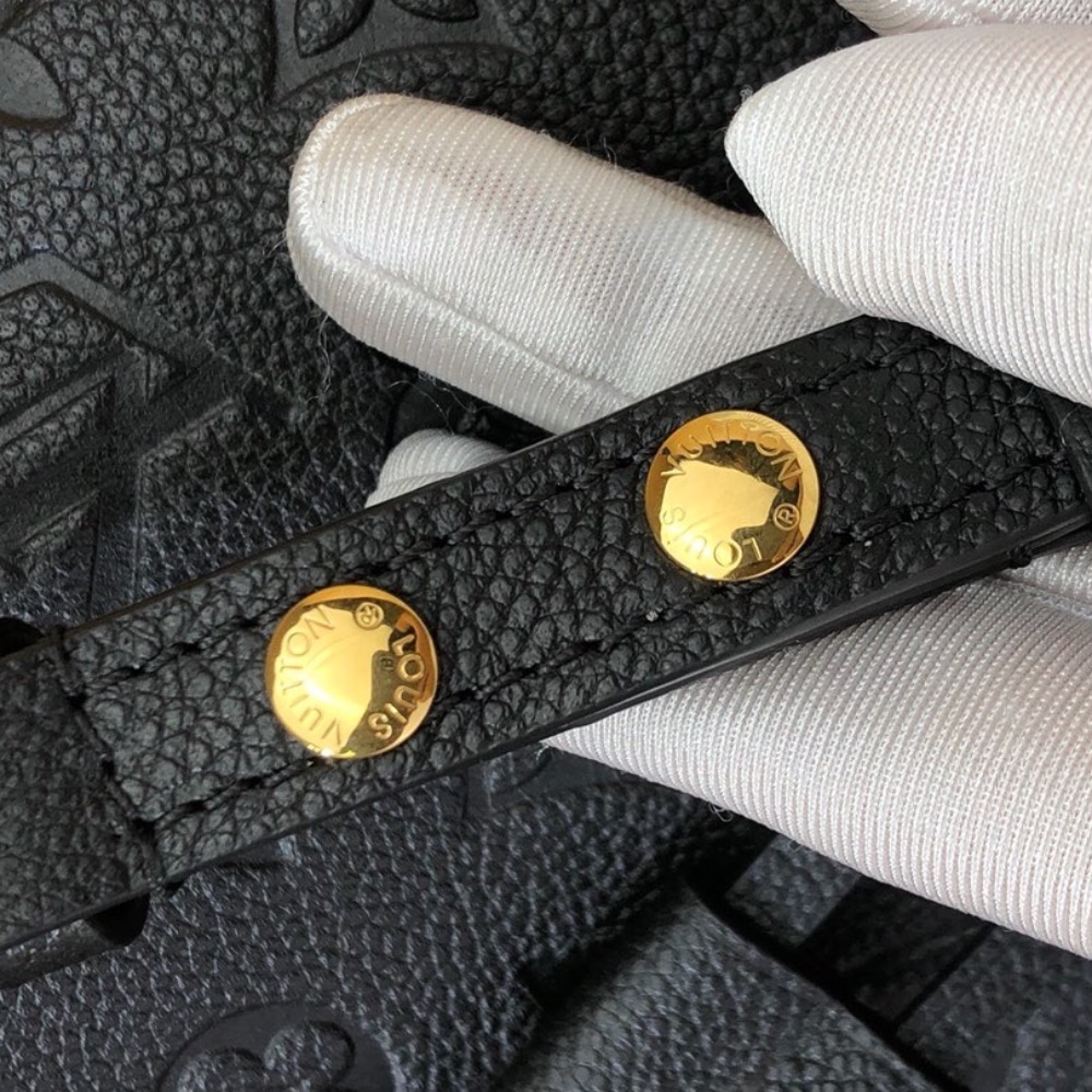 Louis Vuitton Néonoé MM Bucket Black 26Cm M45256