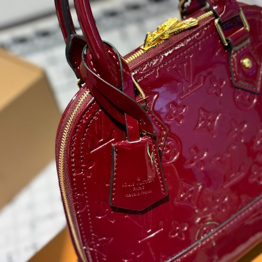 Louis Vuitton Alma Bb Monogram Vernis Leather Dark Red 23Cm