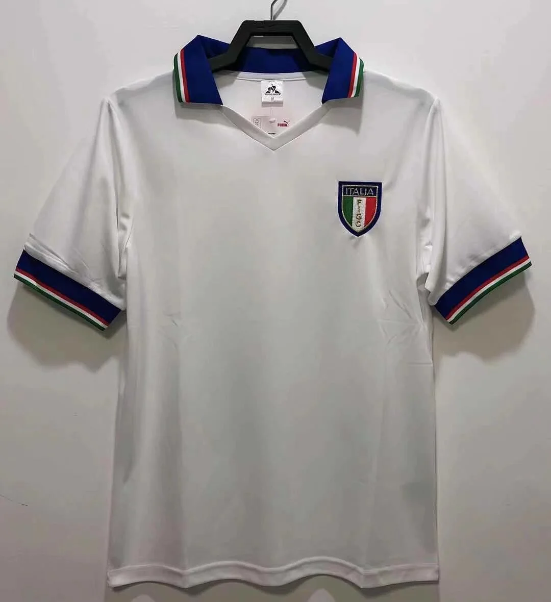 retro 1982 Italy Away football jersey retro