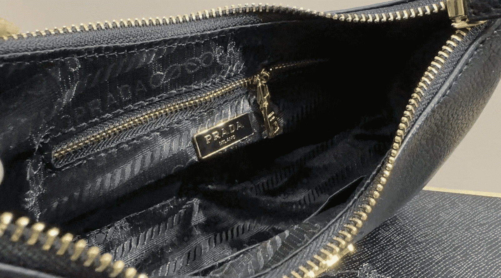 Prada Hobo Bag Black 23Cm