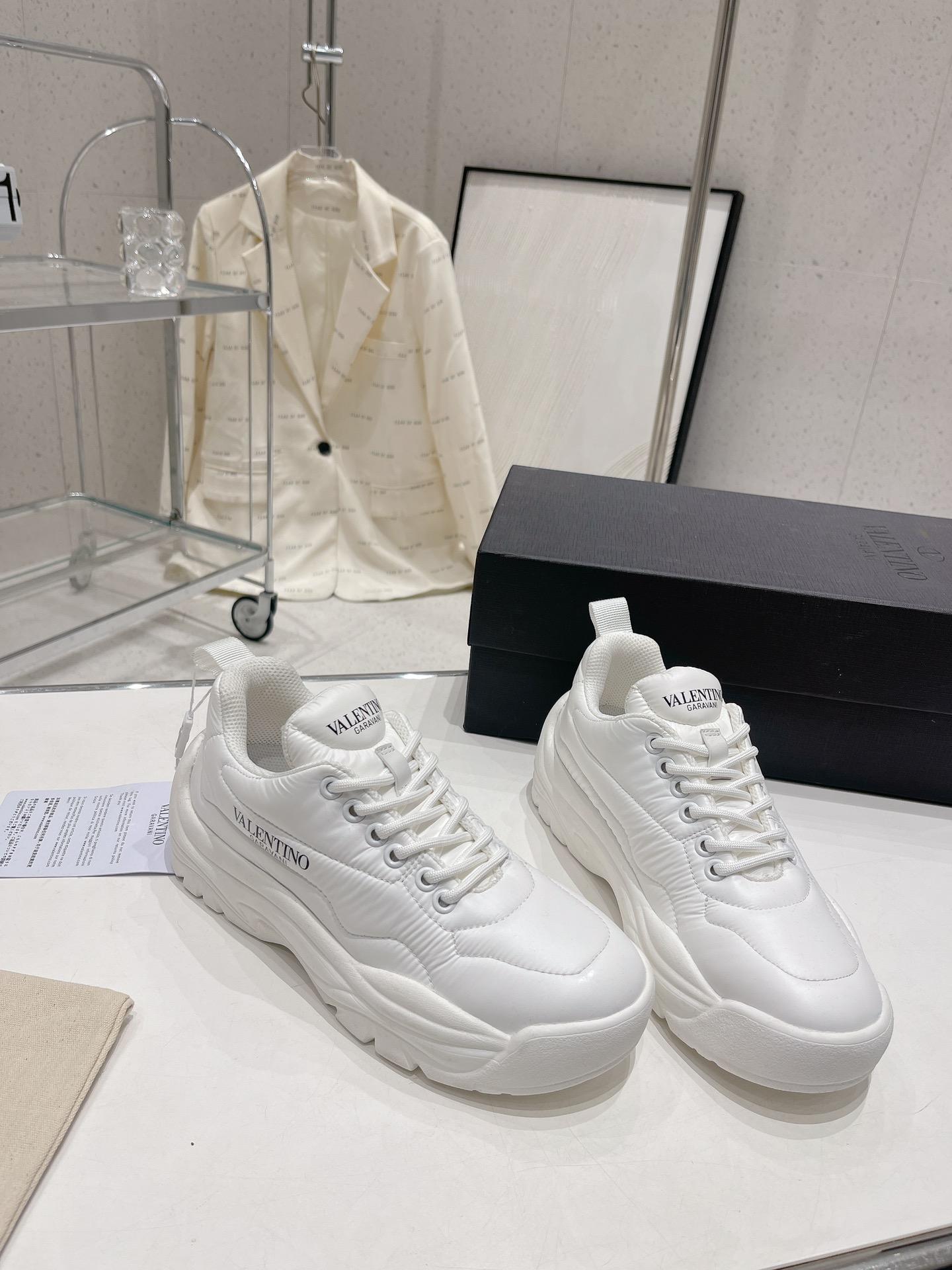 Valentino Sneakers