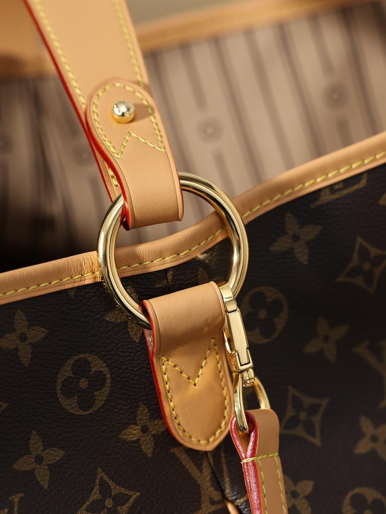 Louis Vuitton Delightful Monogram Bag Brown 40Cm M40352