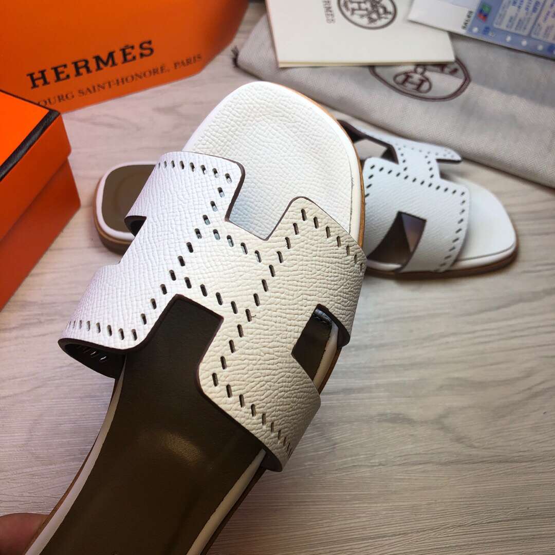 HERMES ORAN SANDAL WHITE