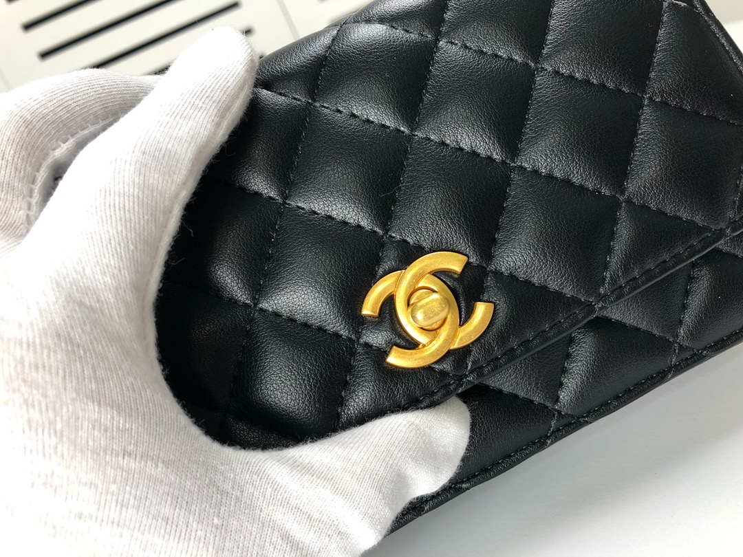 Chanel Woc Falp Pearl Crush Bag With Chain Black 19Cm