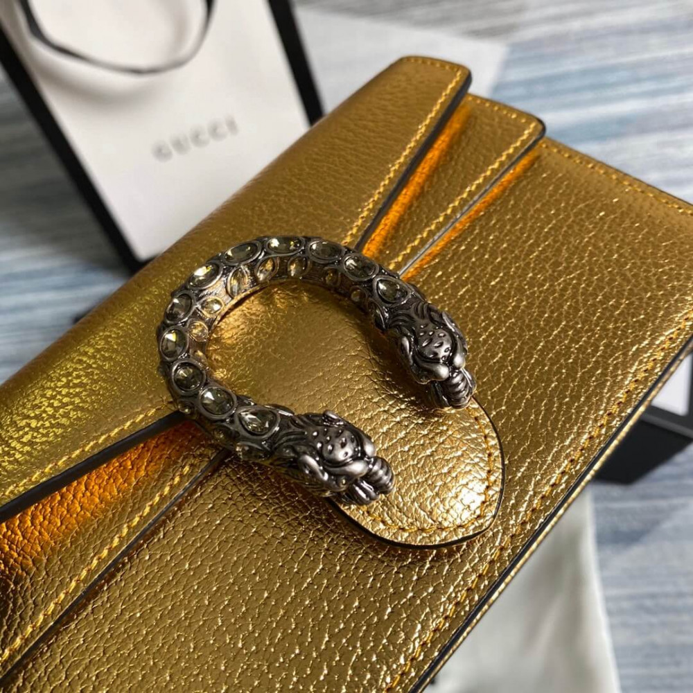 Gucci Dionysus Super Mini Bag in Gold