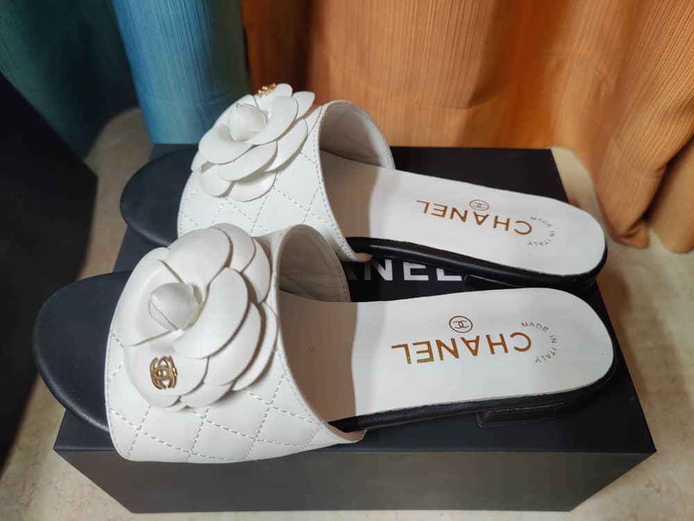 Chanel Camellia Leather Slides White