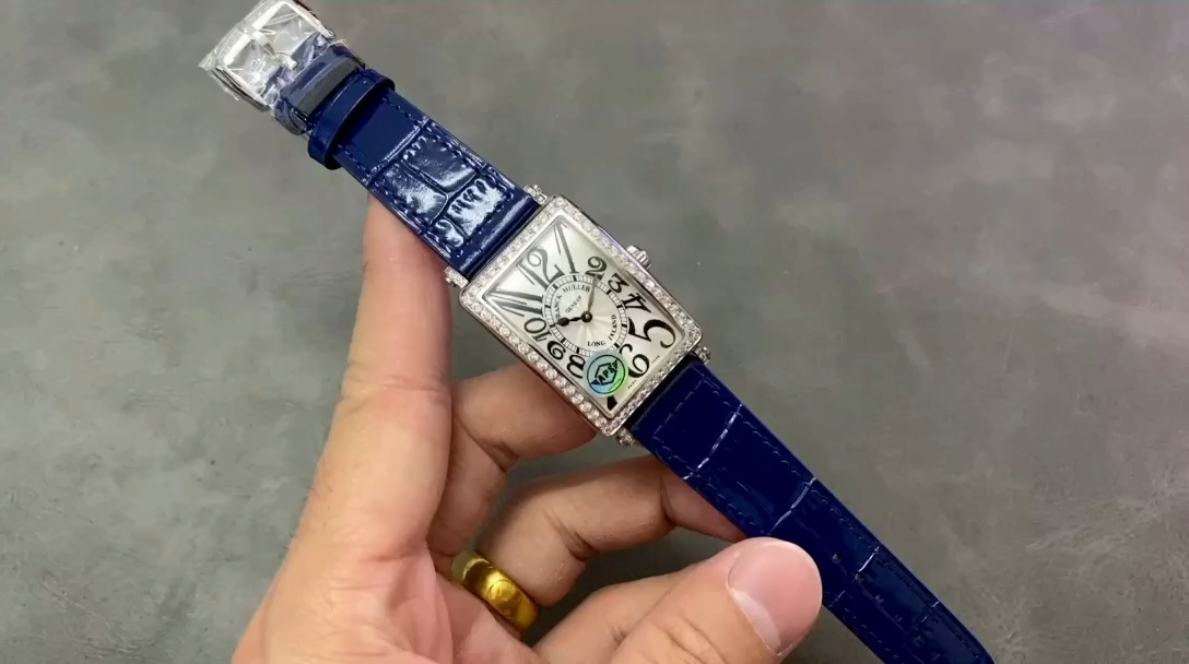 【Super Clone】Franck Muller Long Island Quartz Diamond Blue Dial 952QZD1R(AC) - DB