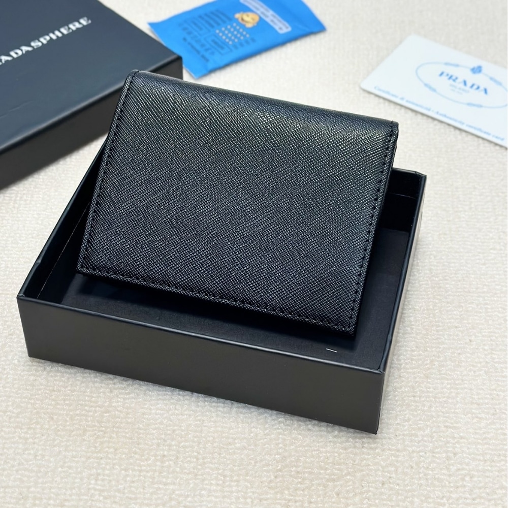 Prada Bifold Saffiano Leather Wallet Black 11Cm
