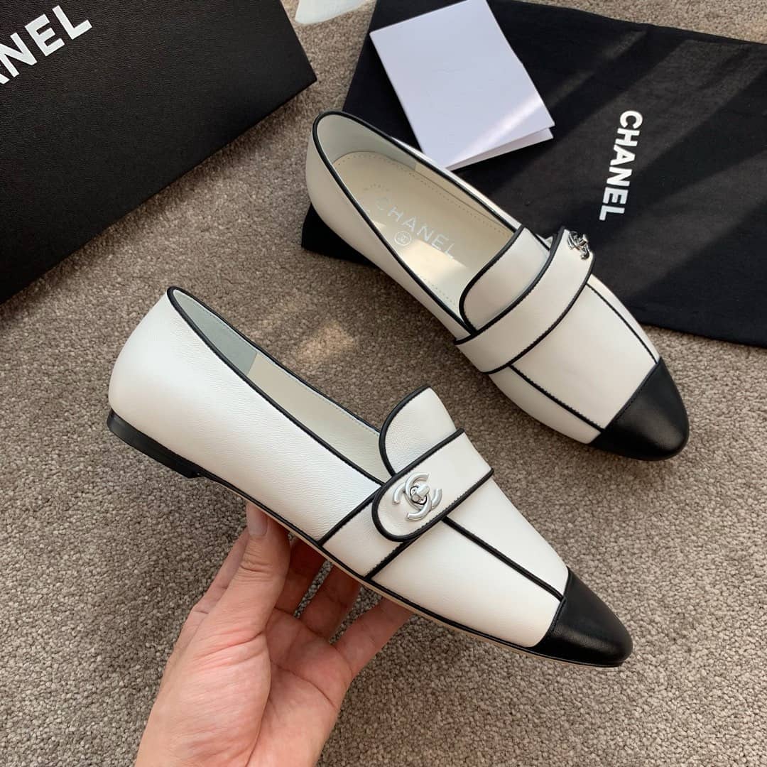 Chanel Leather Cc Cap Toe Slip On Loafers White