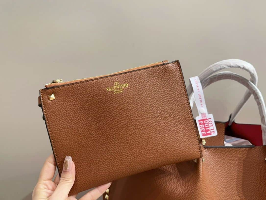 Valentino Garavani Rockstud Leather Tote Brown 36Cm