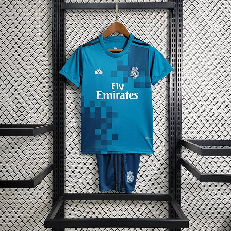 Retro 2017-18 Real Madrid Kids Away RONALDO Benzema BALE Sergio Ramos ISCO KROOS MODRIC