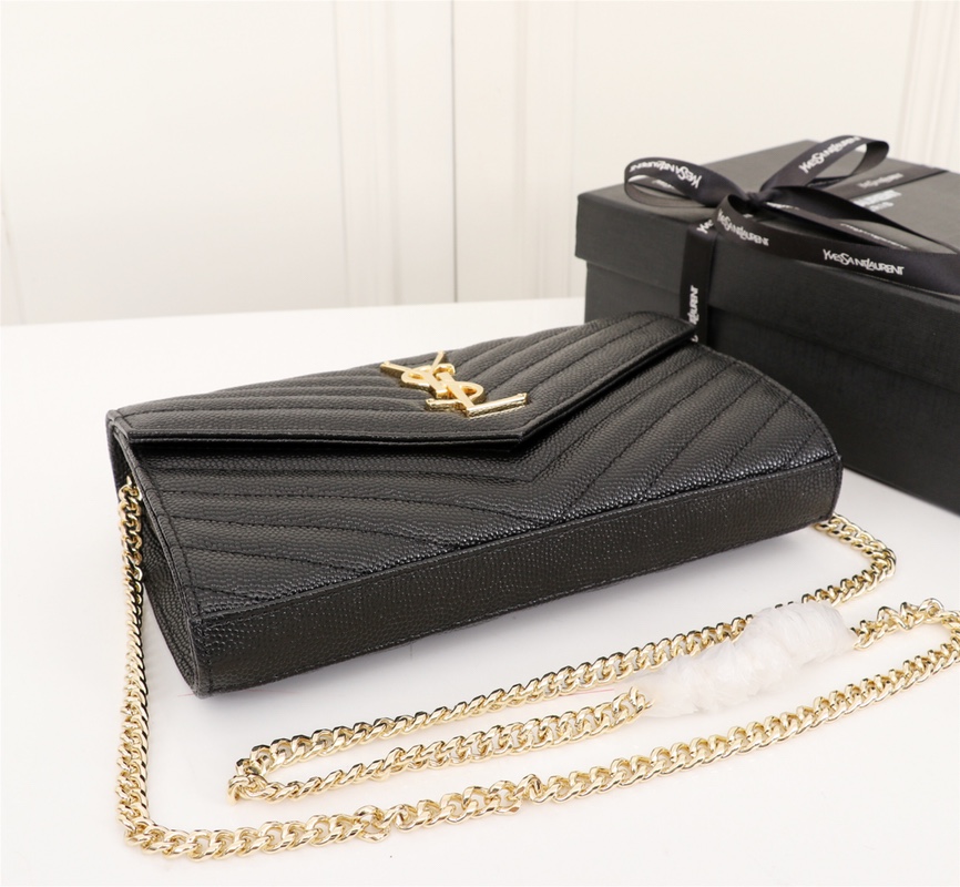 Saint Laurent Cassandre Matelasse Chain Wallet In Grain De Poudre Embossed Black Gold 22Cm 377828 Bow01 1000