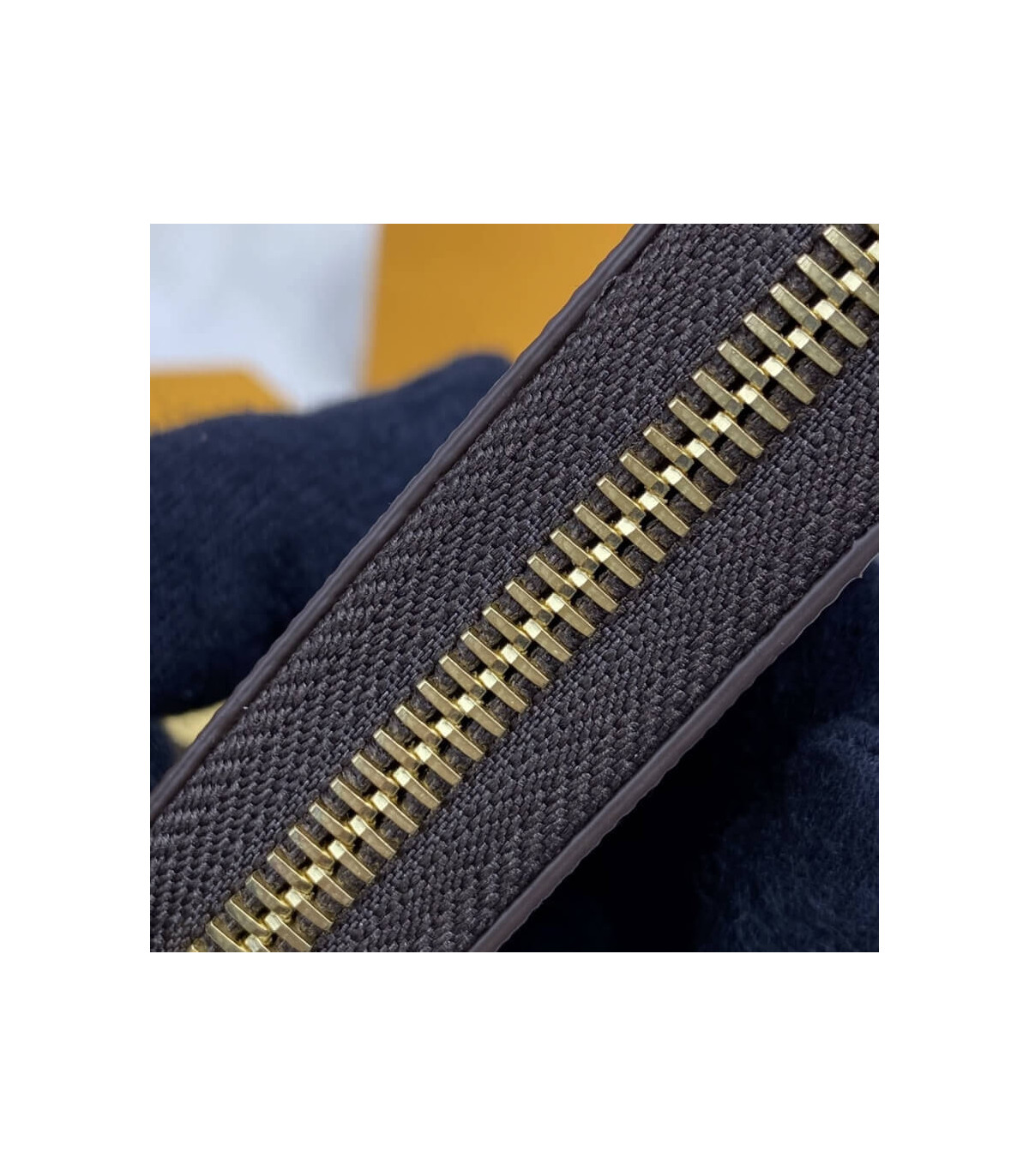 Louis Vuitton Monogram Zippy Wallet Brown