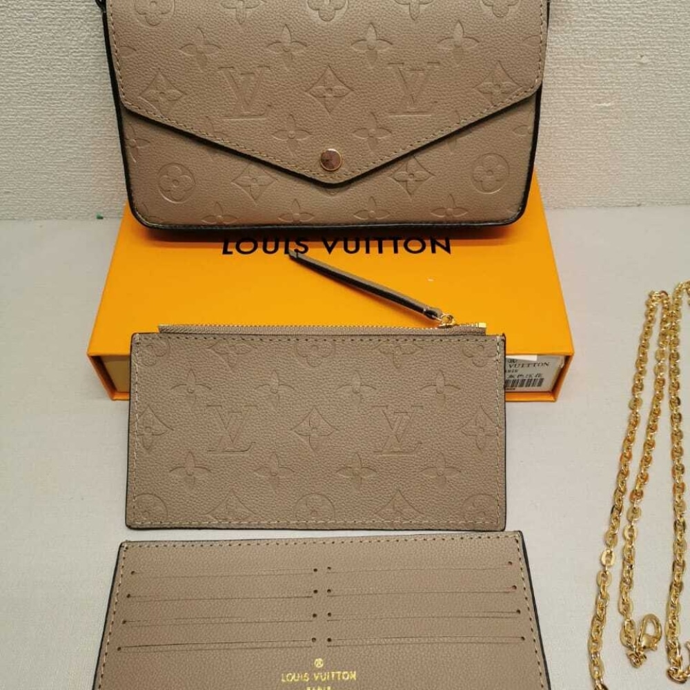 Louis Vuitton Felicie Pochette Monogram Bag Beige 21cm M82609