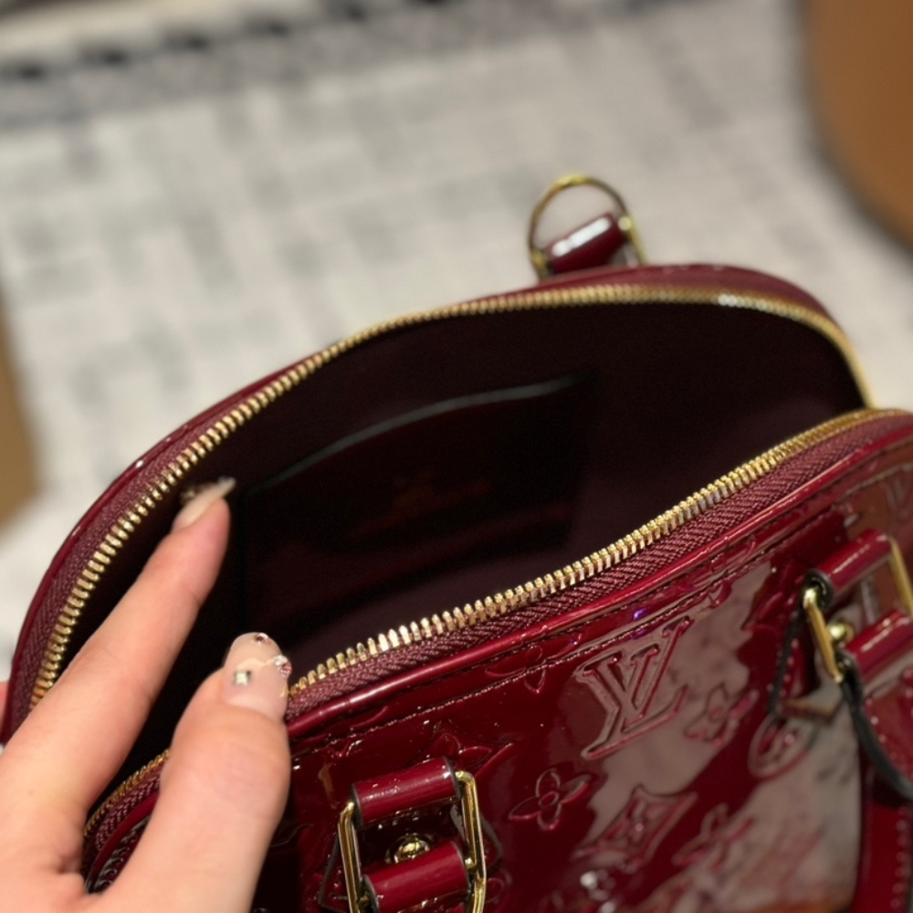 Louis Vuitton Alma Bb Monogram Vernis Leather Dark Red 23Cm