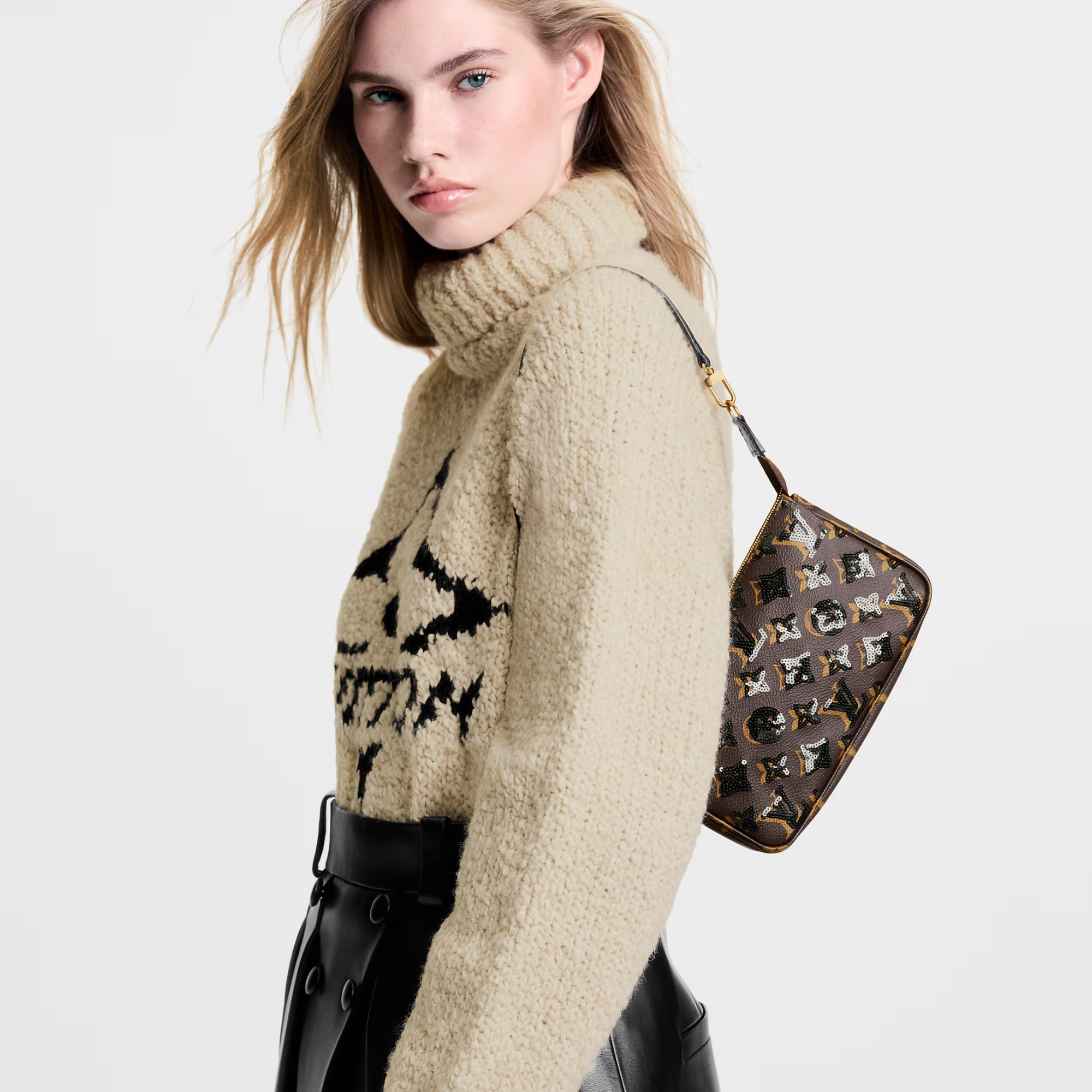 Louis Vuitton Pochette Accessoires Bag 24cm/9.5in M26473
