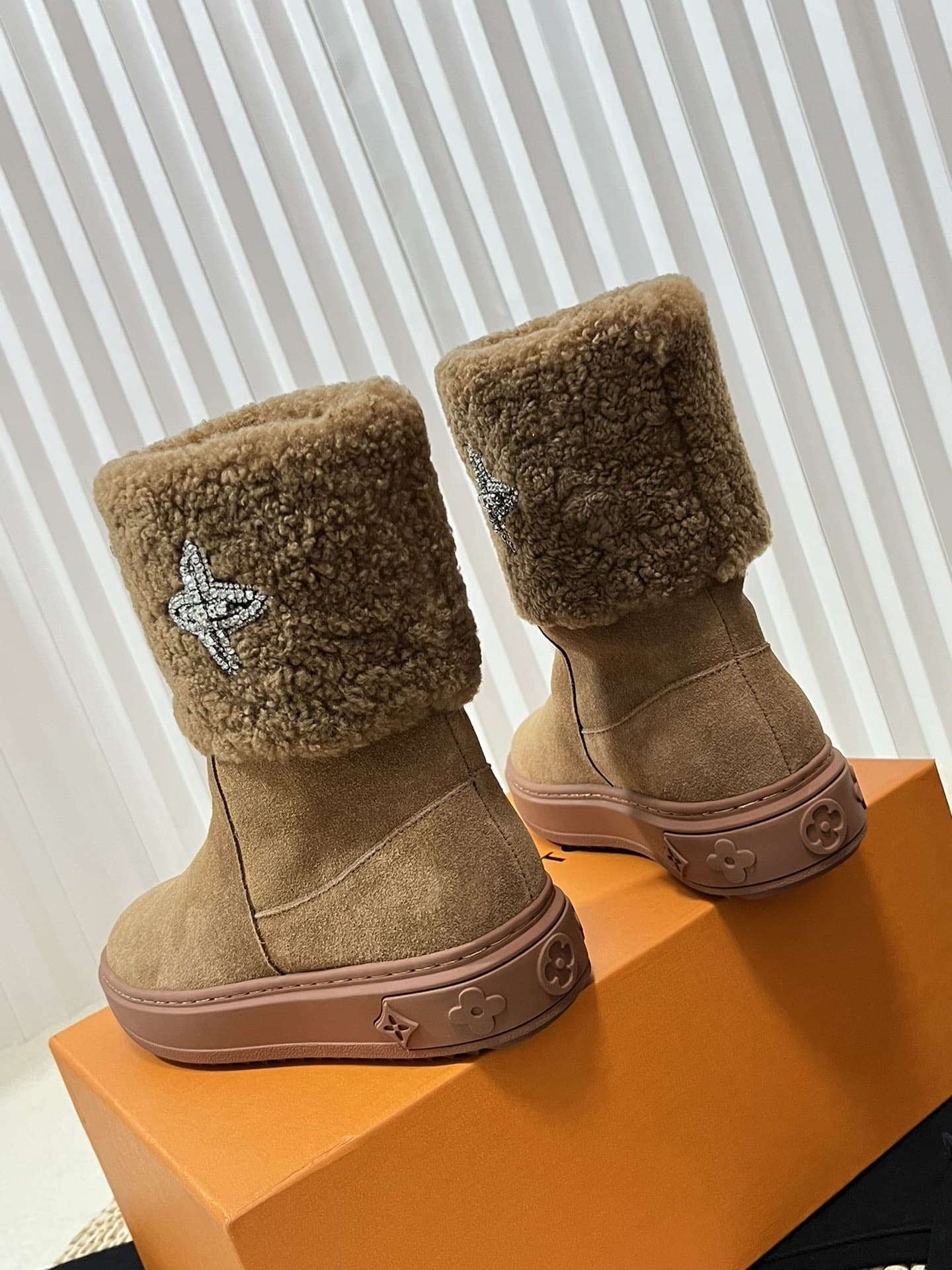 Louis Vuitton Ankle Boot Studded With Diamonds Brown