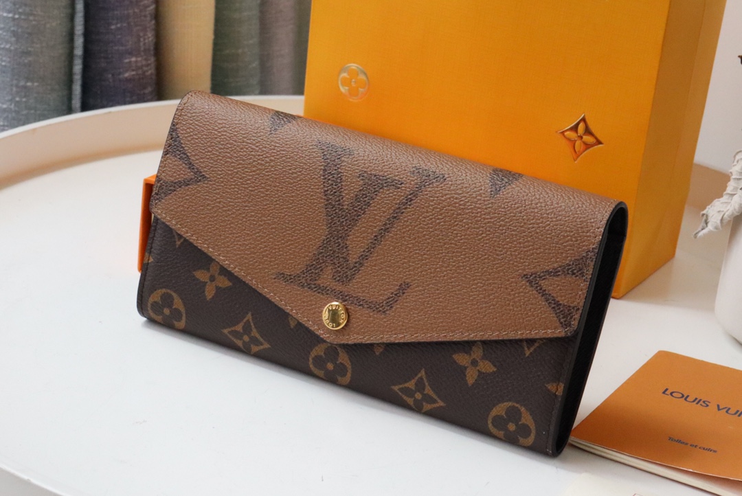Louis Vuitton Autres Toiles Monogram M80726 Sarah Wallet