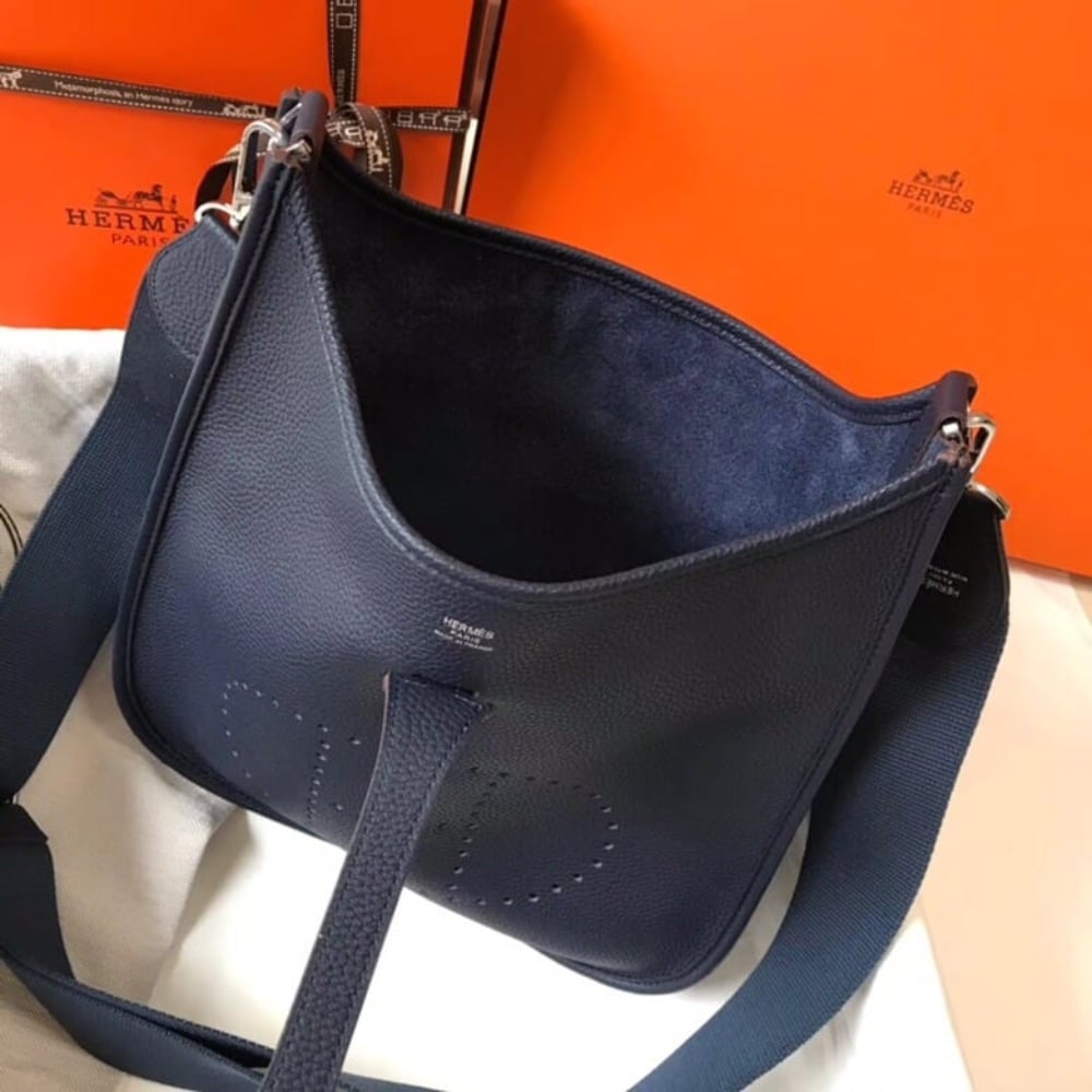Hermes Clemence Evelyne Pm 25Cm Black Noir
