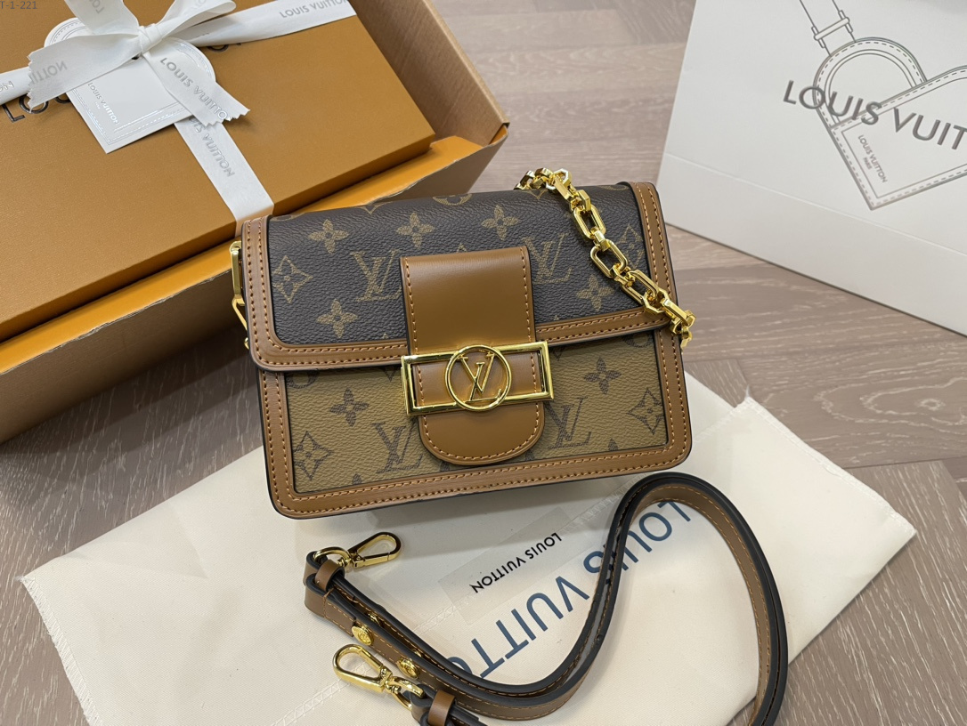 Louis Vuitton Mini Dauphine Autres Toiles Monogram 25Cm M45959