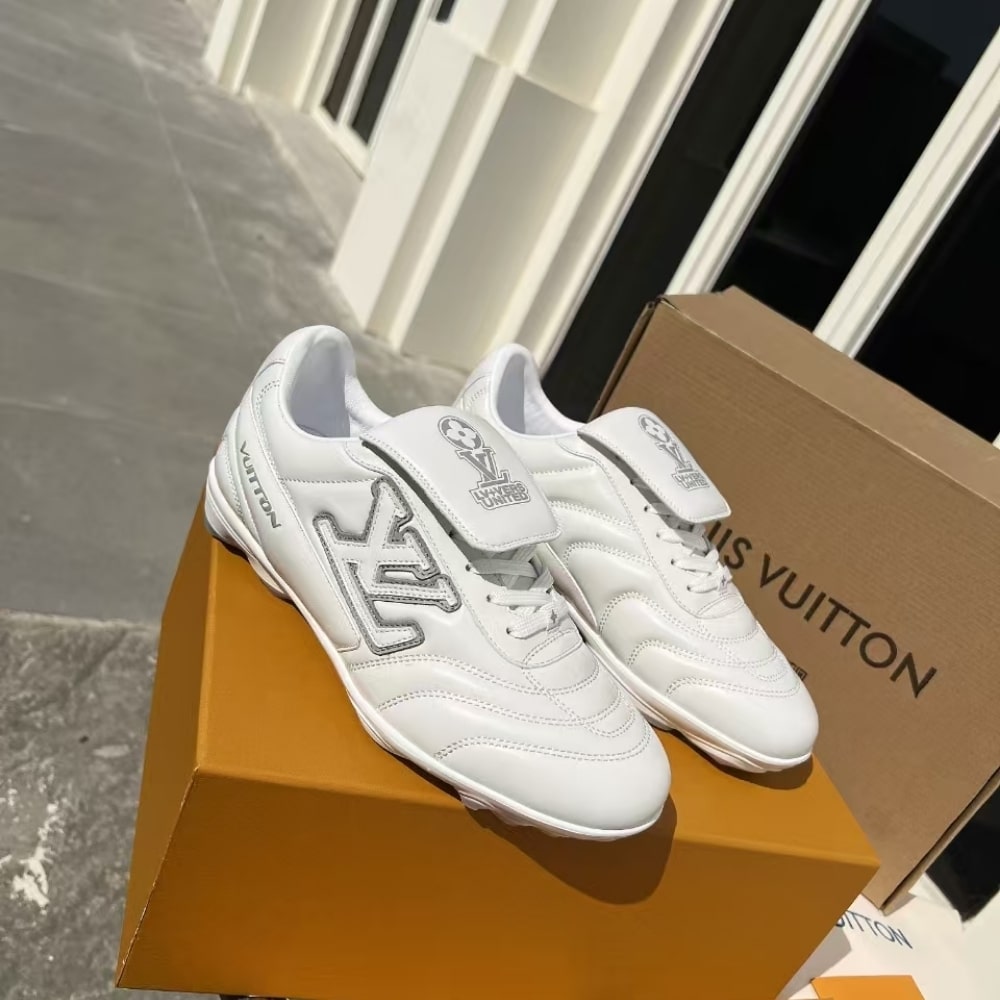 Louis Vuitton Footprint Soccer Sneaker White 1Ahdoi