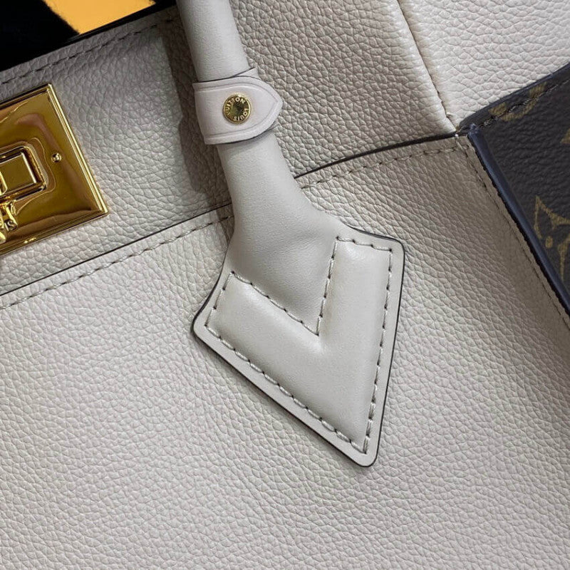 Louis Vuitton On My Side Pm 25Cm Greige