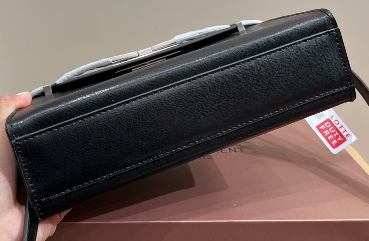 Saint Laurent Manhattan Shoulder Bag In Box Saint Laurent Leather Black Silver 25Cm