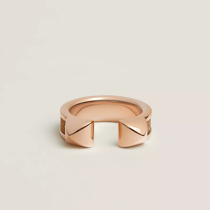 Athena double stud ring
