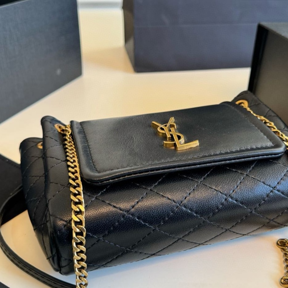 Saint Laurent Mini Nolita In Black 18Cm