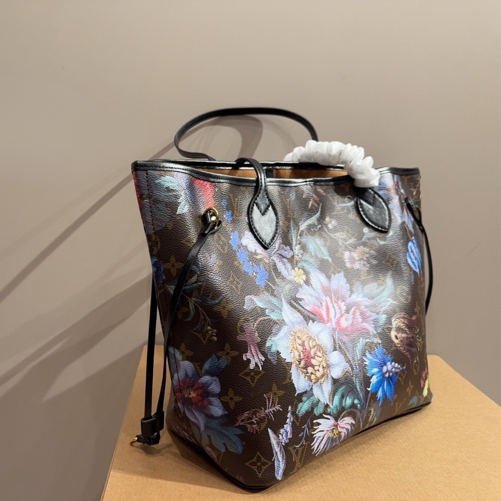 Louis Vuitton Neverfull MM Tote Bag Monogram Canvas Ebene 31cm M28918
