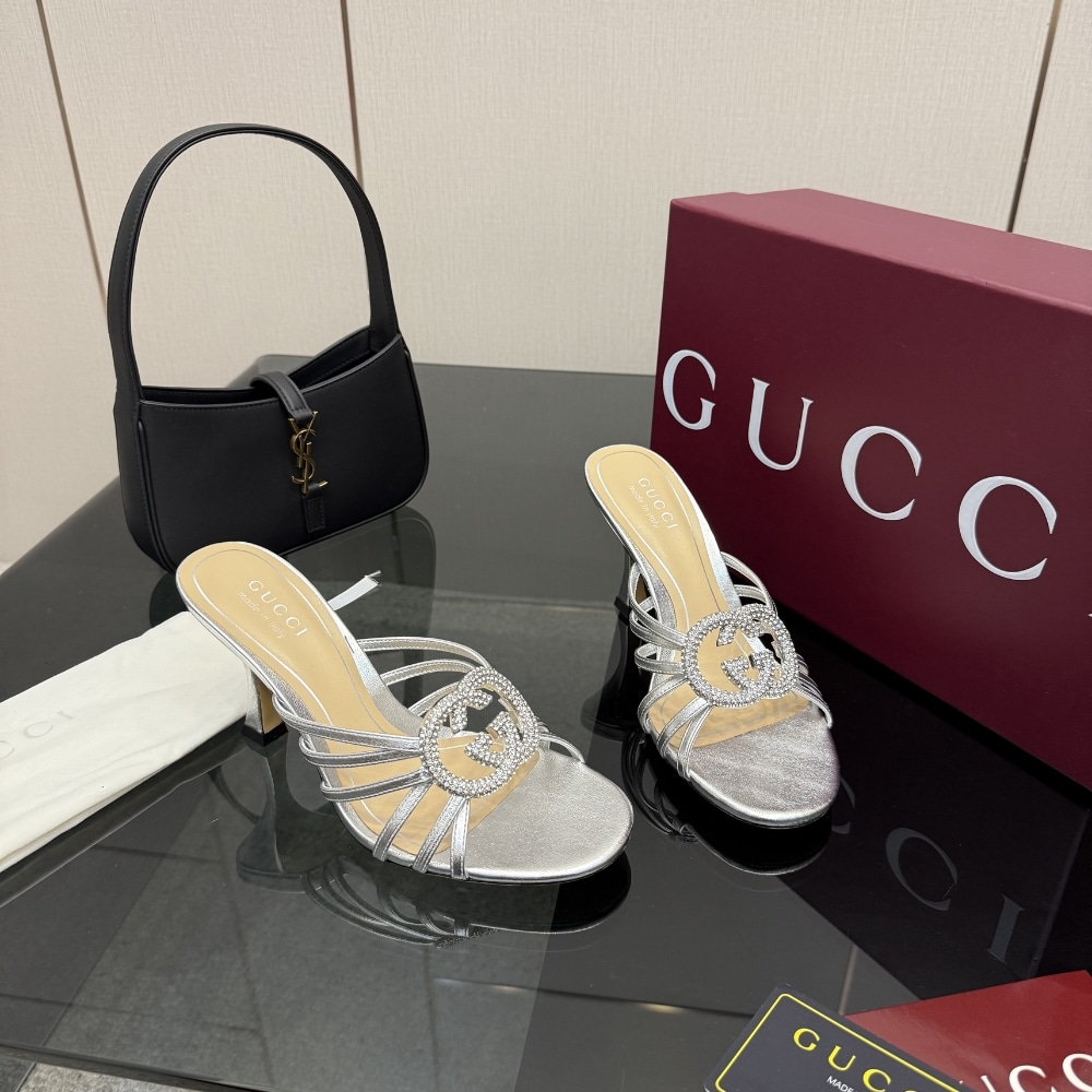 Gucci Women Slide Sandal With Crystal Interlocking G Silver 852663 0Mw00 8106