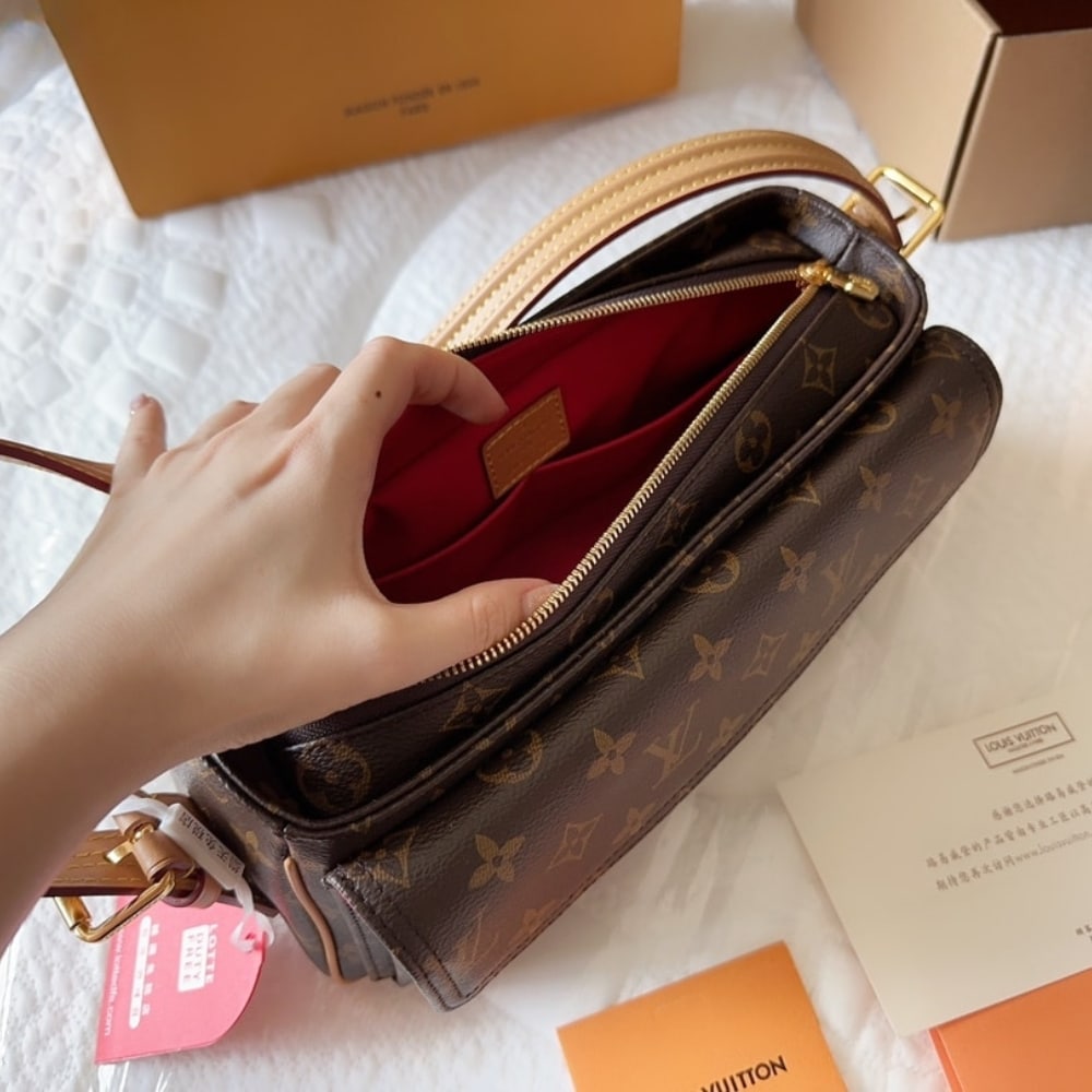 Louis Vuitton Vivacité Monogram Canvas Brown 25Cm M46999