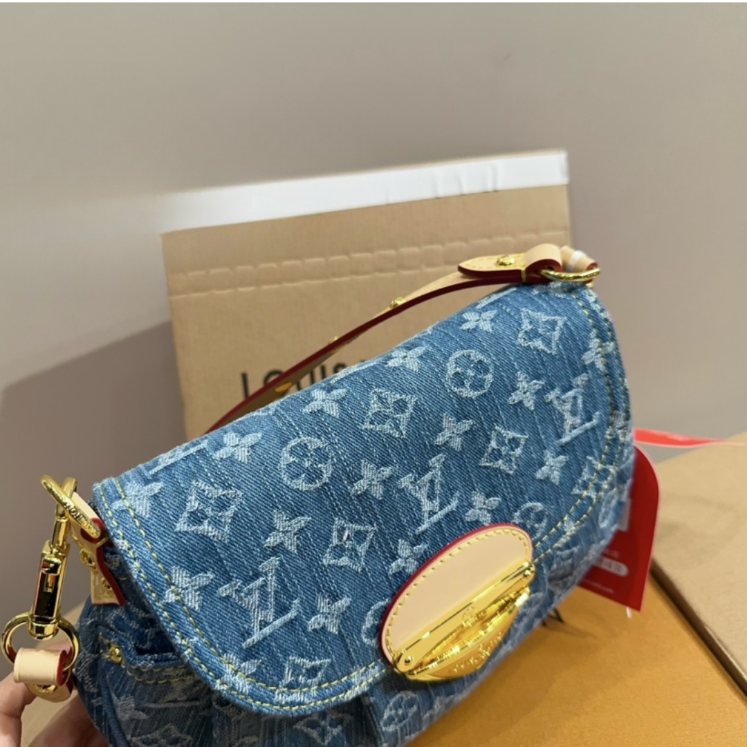 Louis Vuitton Sunset Monogram Denim Blue 26Cm M46829