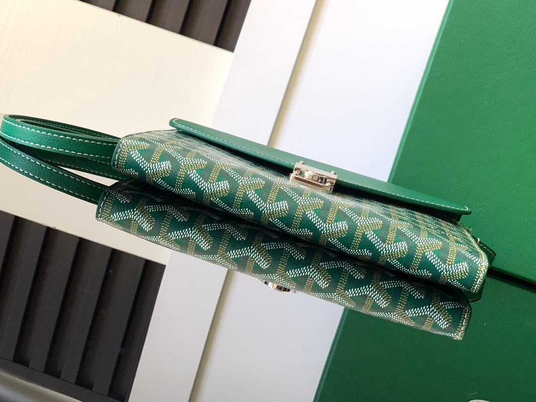 Goyard Chypre Wallet-Pouch 21 Cm Green Goyardine Canvas And Calfskin