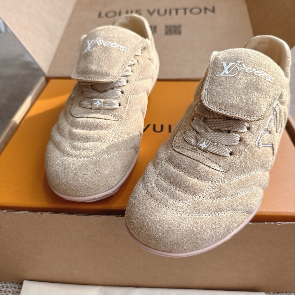 Louis Vuitton Lv Footprint Soccer Beige 1ahtx8