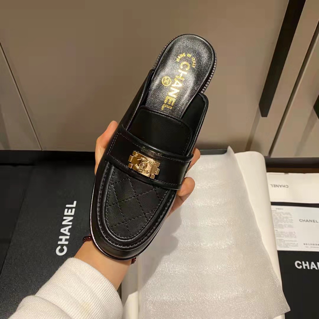 Chanel Casual Pain Laether Elegant Mules Sandals Black