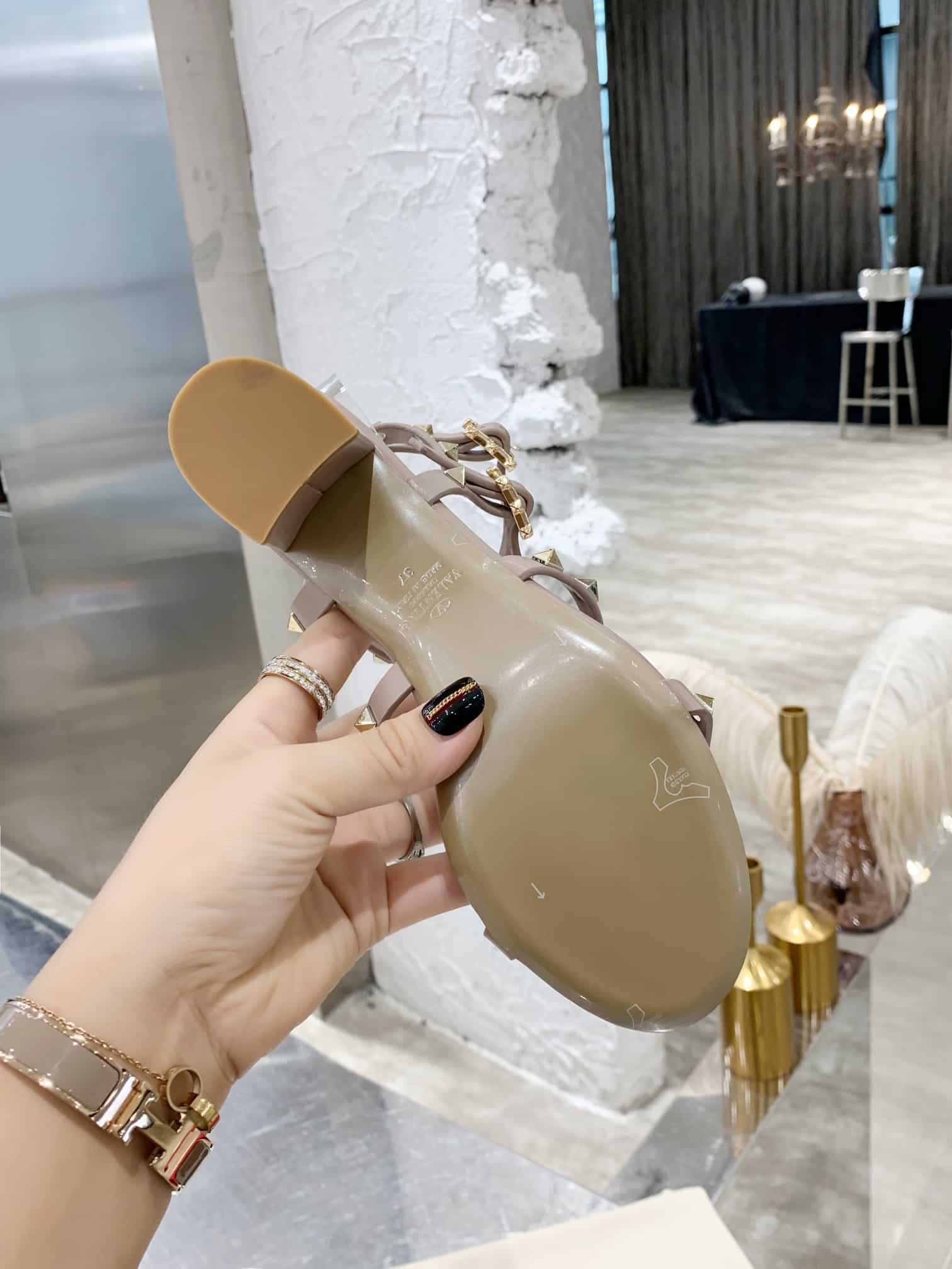 Valentino Garavani Rockstud Leather Sandals Beige