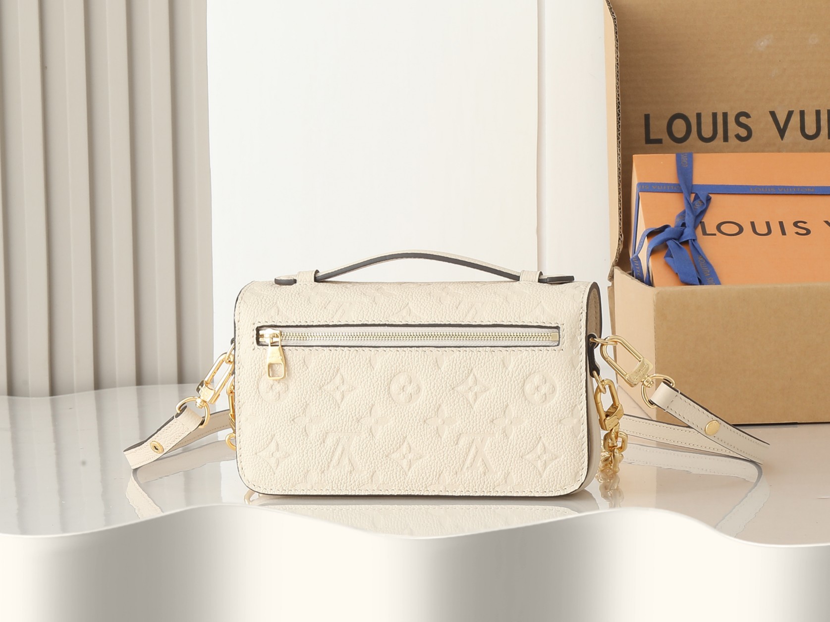 Louis Vuitton Pochette Métis East West Monogram Empreinte Leather – Women – Handbags Cream