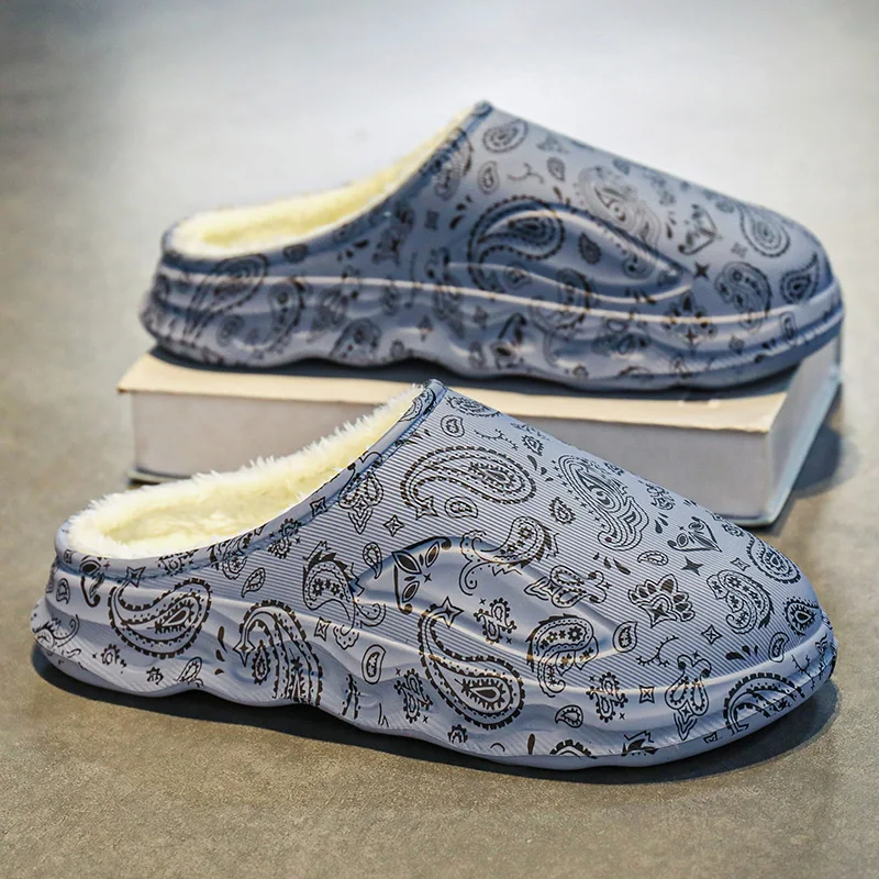Slippers for Men Outdoor Shoes The New Flat Fashion Trendy All-match Comfortable Wear-Resistant Non-slip Plus Velvet Model