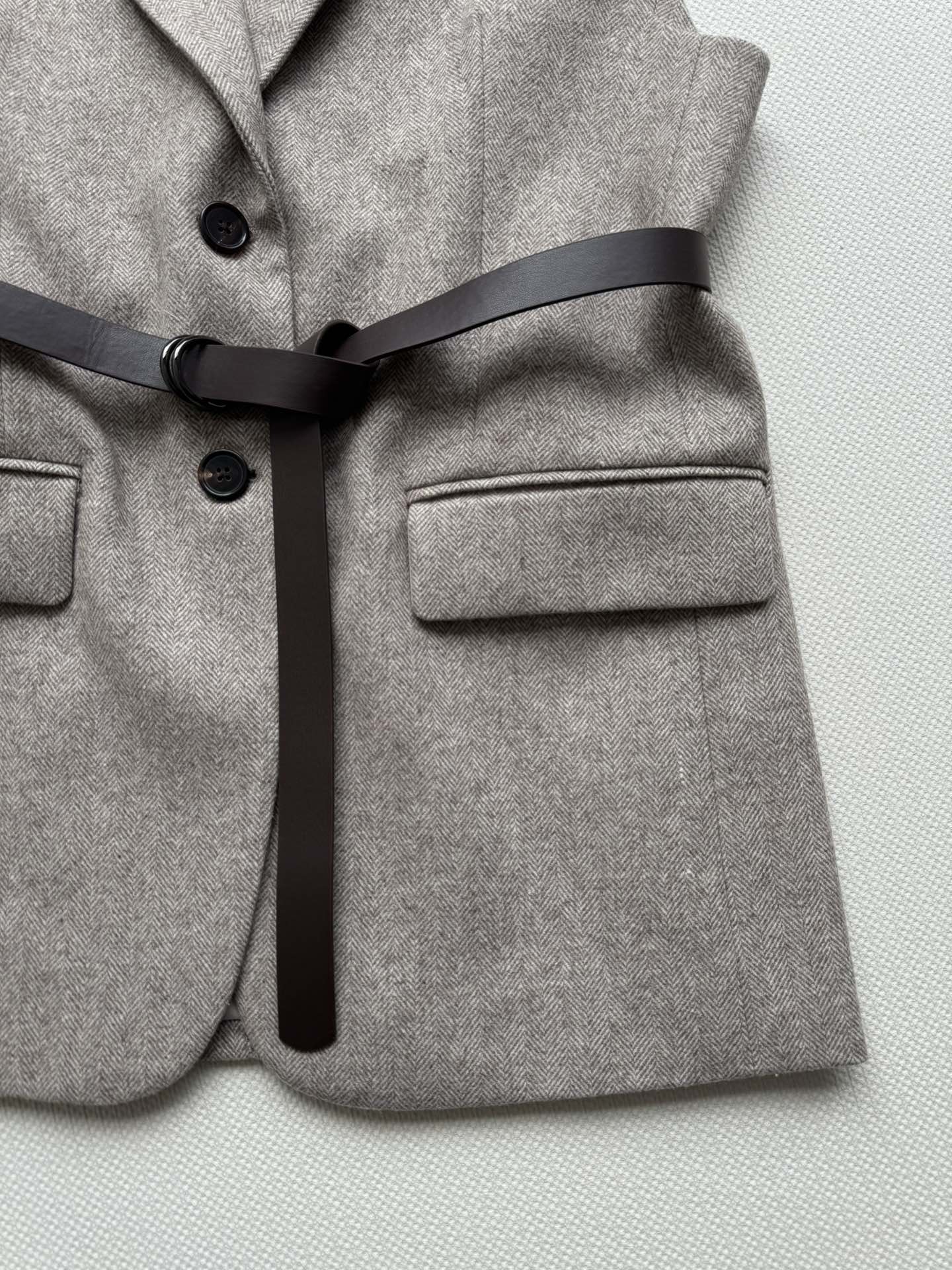 BRUNELLO CUCINELLI Belted cashmere-blend gilet